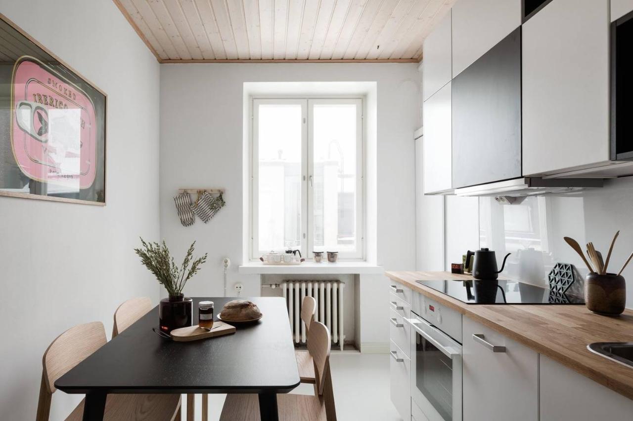 Central 2-Bedroom Design Apartment Helsinki Bagian luar foto